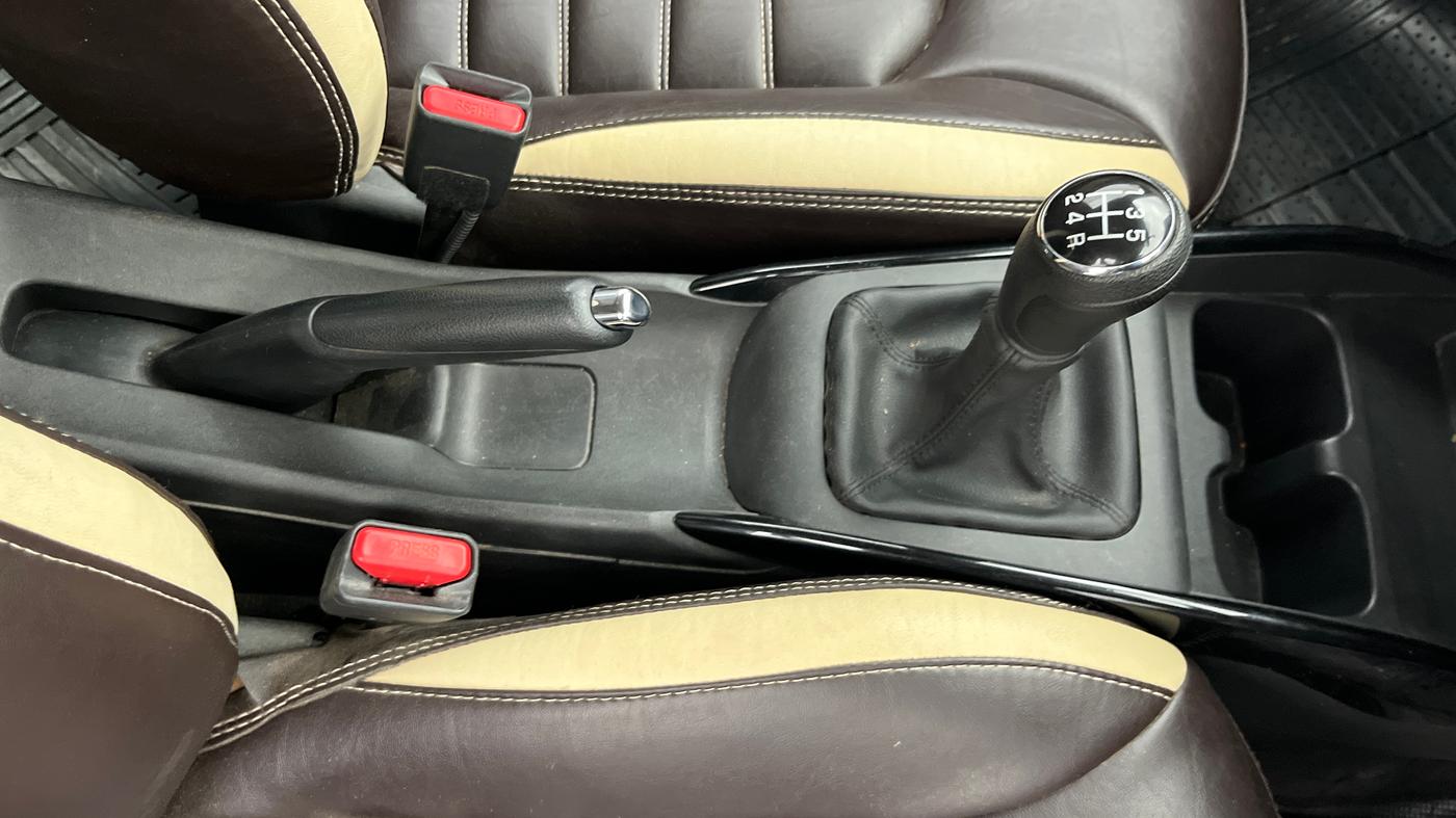 2023 Toyota Glanza S, Petrol, Manual, 23,363 km, Gear Lever