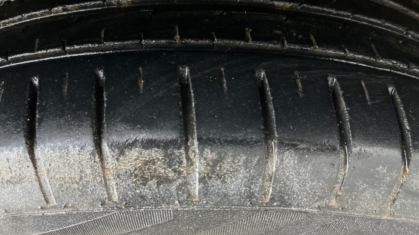 2023 Toyota Glanza S, Petrol, Manual, 23,363 km, Left Front Tyre Tread