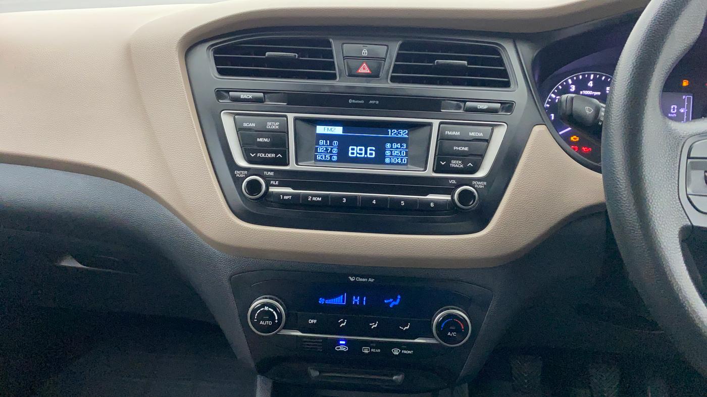 2017 Hyundai Elite i20 SPORTZ 1.2, Petrol, Manual, 97,198 km, Air Conditioner