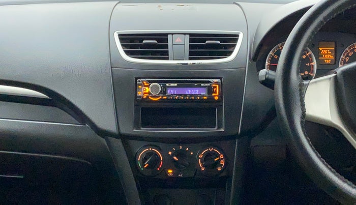 2014 Maruti Swift VXI, Petrol, Manual, 71,034 km, Air Conditioner