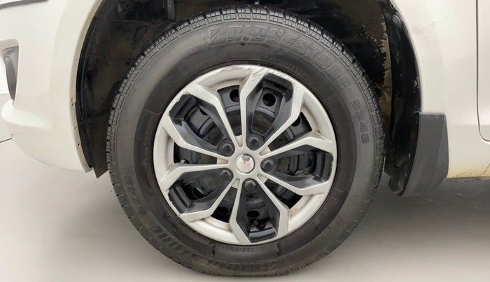 2014 Maruti Swift VXI, Petrol, Manual, 71,034 km, Left Front Wheel