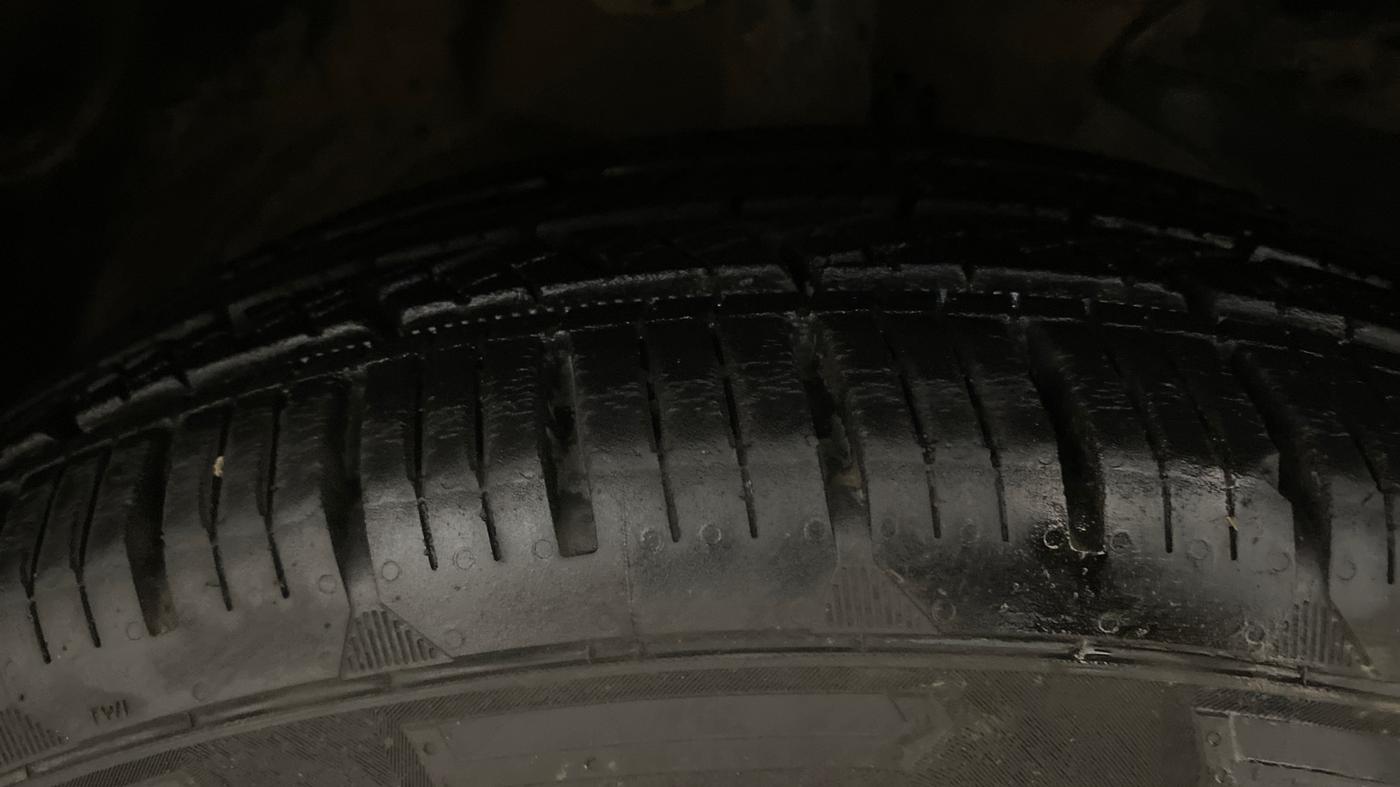 2020 MG HECTOR SHARP 1.5 DCT PETROL, Petrol, Automatic, 51,415 km, Right Front Tyre Tread