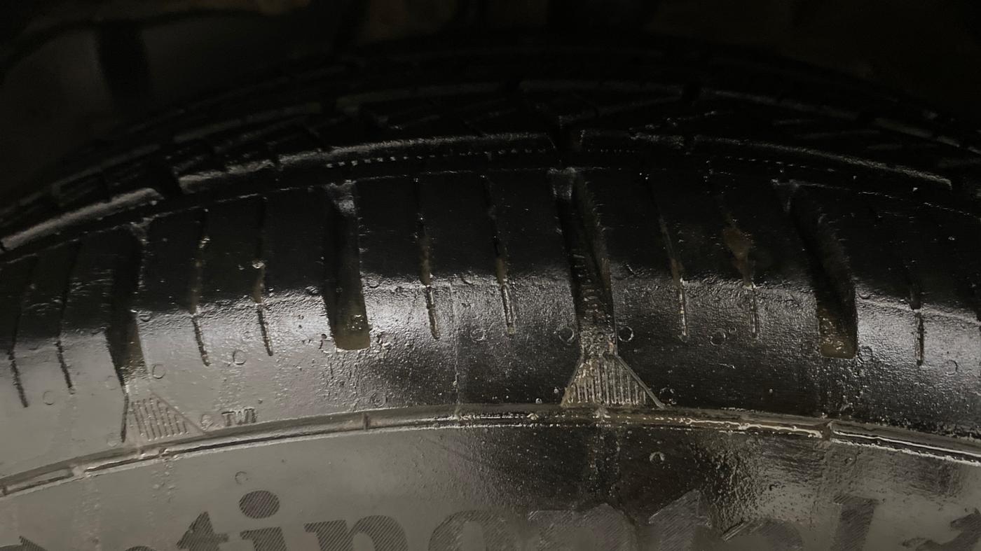2020 MG HECTOR SHARP 1.5 DCT PETROL, Petrol, Automatic, 51,415 km, Left Front Tyre Tread