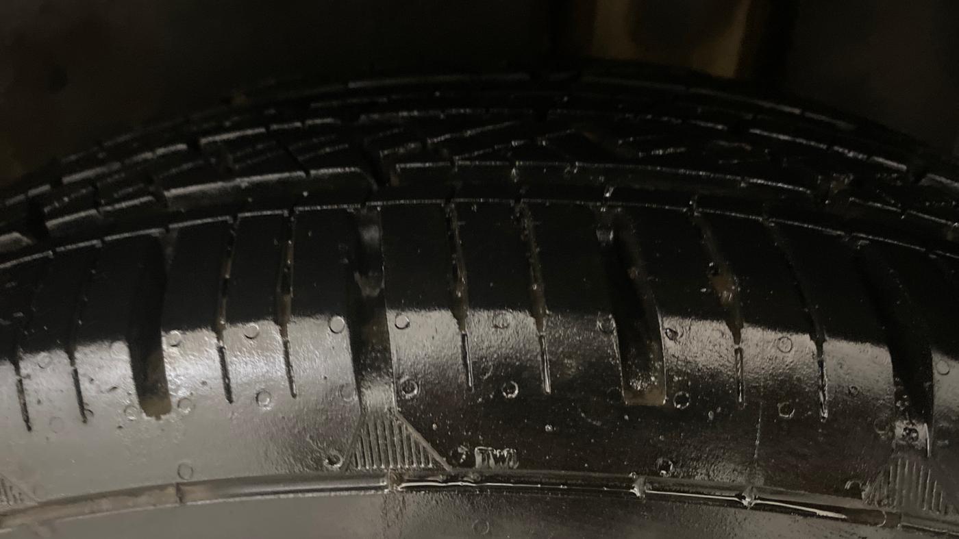 2020 MG HECTOR SHARP 1.5 DCT PETROL, Petrol, Automatic, 51,415 km, Left Rear Tyre Tread