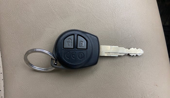 2024 Maruti Ertiga VXI SHVS, Petrol, Manual, 19,960 km, Key Close Up