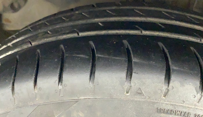 2012 Honda City 1.5L I-VTEC V AT, CNG, Automatic, 1,12,029 km, Left Front Tyre Tread