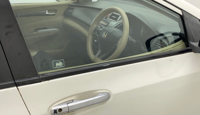 2012 Honda City 1.5L I-VTEC V AT, CNG, Automatic, 1,12,029 km, Driver-side door - Weather strip has minor damage