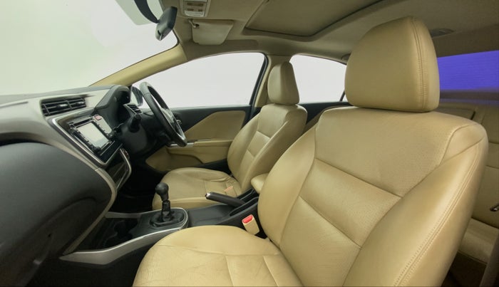 2016 Honda City 1.5L I-DTEC VX (O) MT, Diesel, Manual, 97,803 km, Right Side Front Door Cabin
