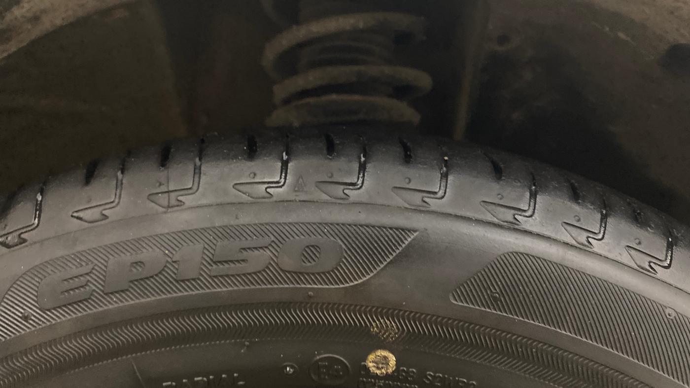 2022 Maruti IGNIS ALPHA 1.2, Petrol, Manual, 29,403 km, Right Front Tyre Tread