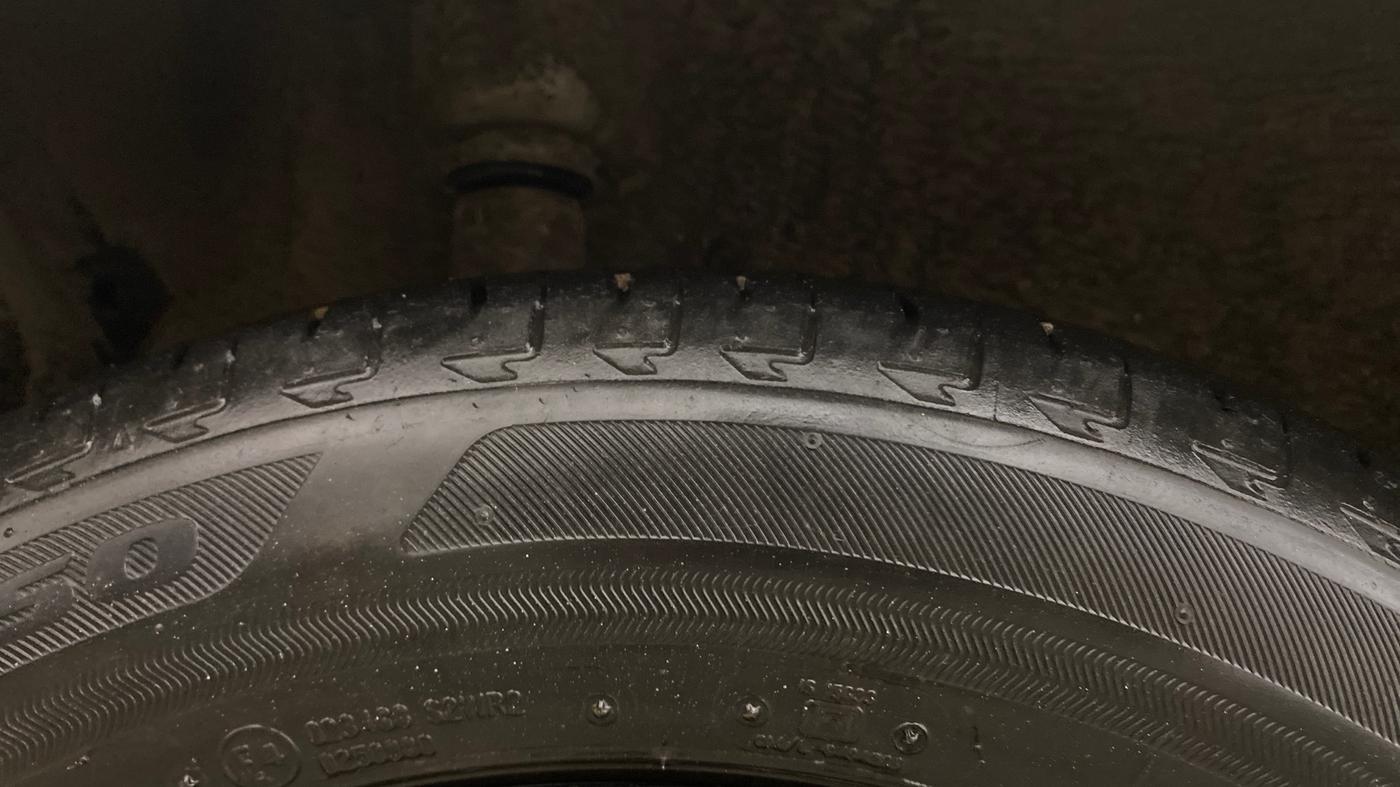 2022 Maruti IGNIS ALPHA 1.2, Petrol, Manual, 29,403 km, Right Rear Tyre Tread