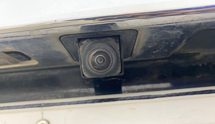 2023 MG HECTOR PLUS SHARP 2.0 DIESEL TURBO MT 6-STR, Diesel, Manual, 32,977 km, Parking Camera