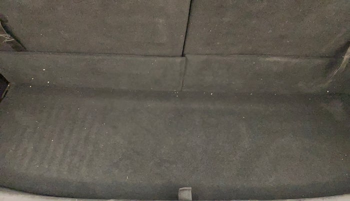 2023 MG HECTOR PLUS SHARP 2.0 DIESEL TURBO MT 6-STR, Diesel, Manual, 32,977 km, Boot Inside