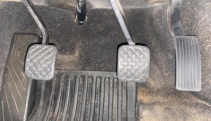 2023 MG HECTOR PLUS SHARP 2.0 DIESEL TURBO MT 6-STR, Diesel, Manual, 32,977 km, Pedals