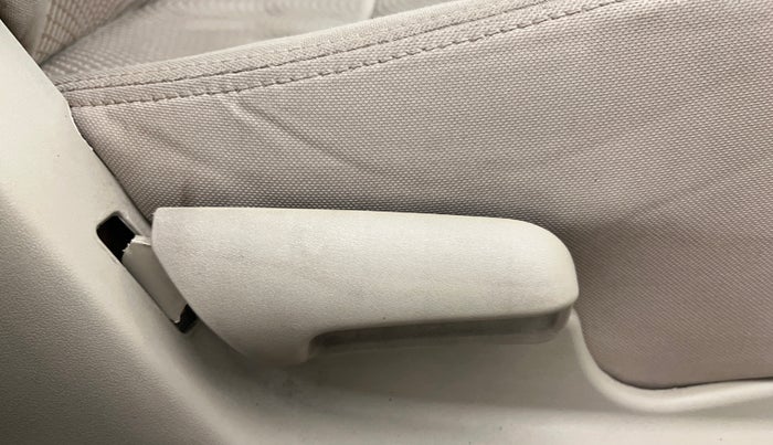 2018 Maruti Ciaz SIGMA 1.5 SHVS MT  PETROL, Petrol, Manual, 76,254 km, Driver Side Adjustment Panel