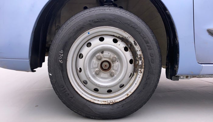 2011 Maruti Wagon R 1.0 LXI, Petrol, Manual, 26,199 km, Left Front Wheel