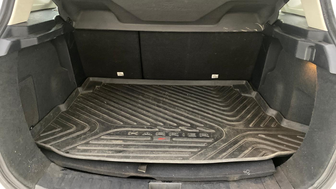 2021 Tata Harrier XZA PLUS 2.0L, Diesel, Automatic, 92,540 km, Boot Inside