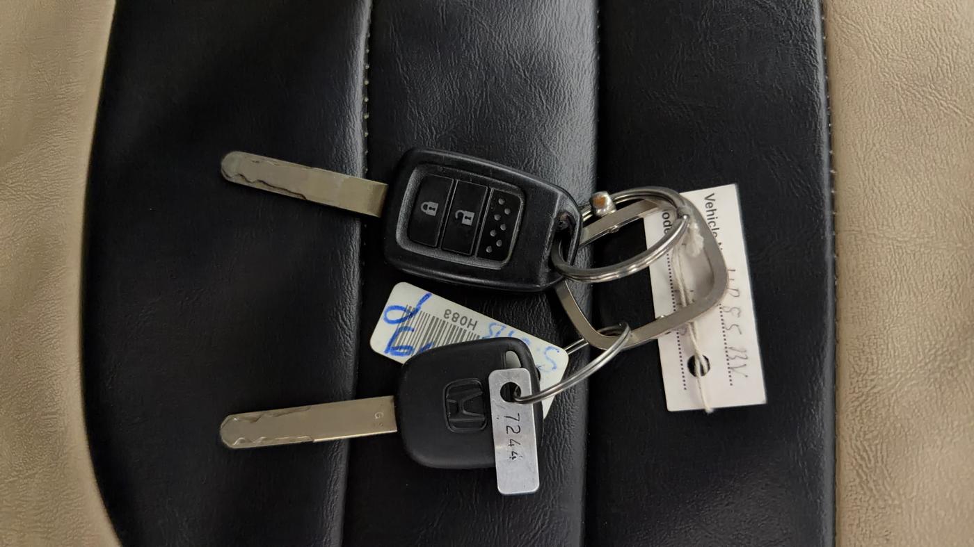 2020 Honda Amaze 1.2L I-VTEC S, Petrol, Manual, 39,472 km, Key Close Up