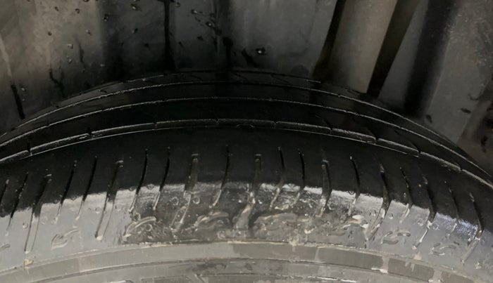 2023 Maruti BREZZA VXI SMART HYBRID, Petrol, Manual, 45,821 km, Left Rear Tyre Tread