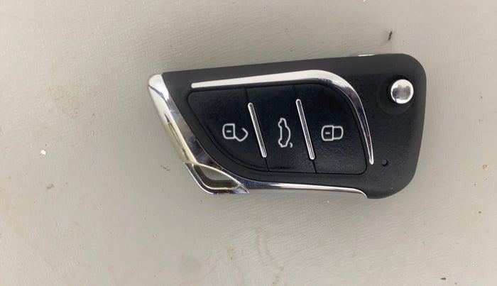 2022 Maruti New Wagon-R VXI CNG 1.0, CNG, Manual, 72,173 km, Key Close Up