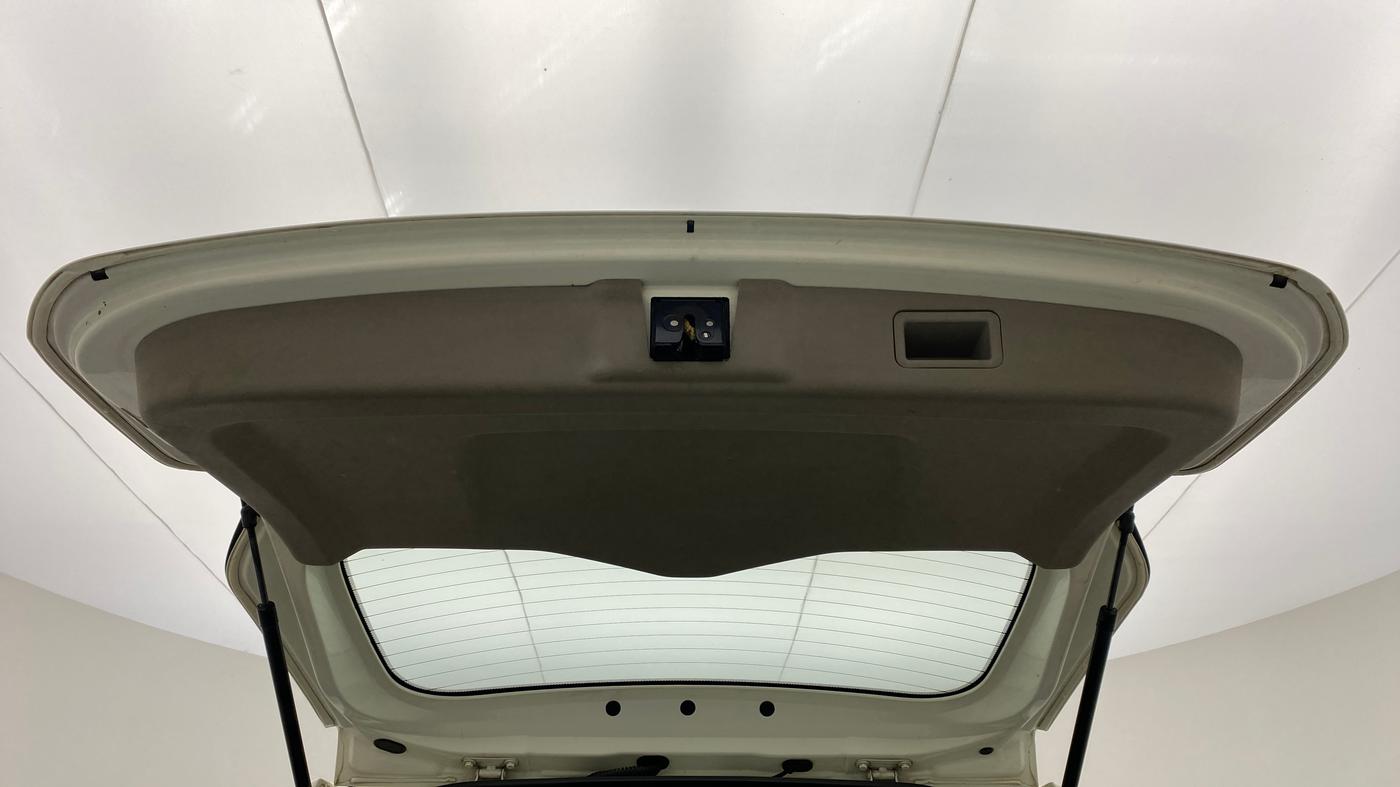 2018 Mahindra MARAZZO M8 7 STR, Diesel, Manual, 83,809 km, Boot Door Open