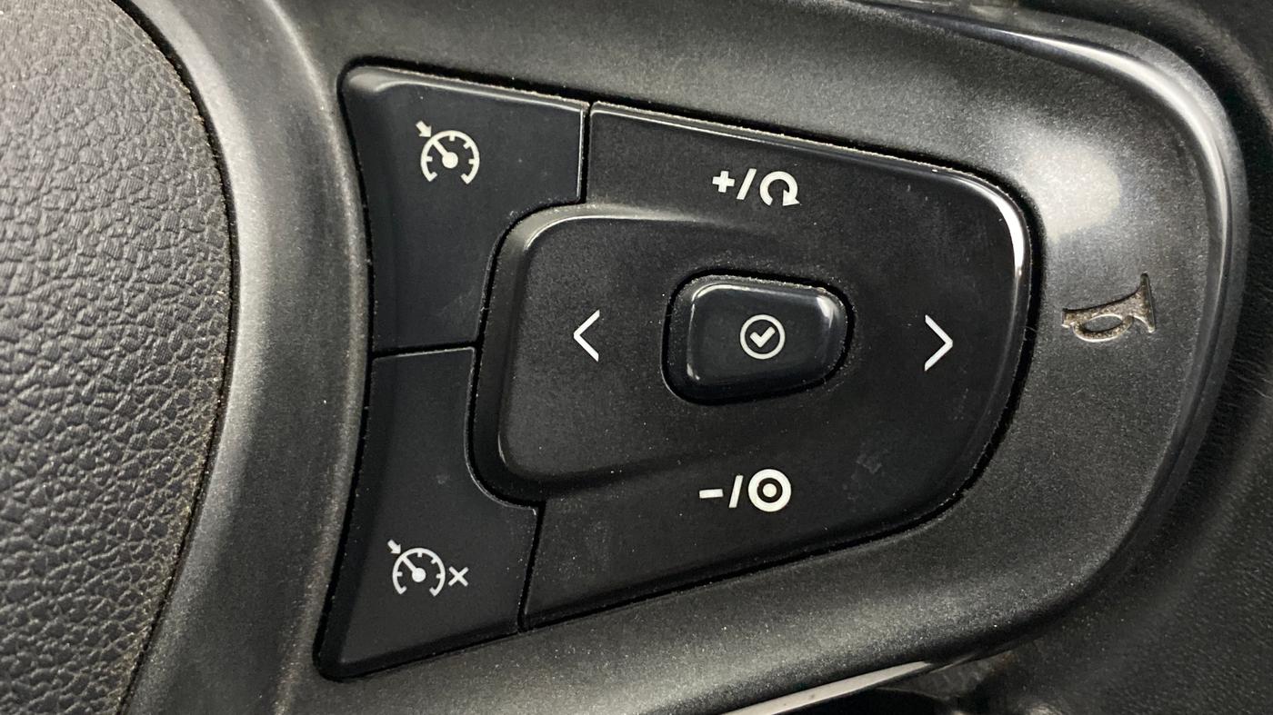 2021 Tata PUNCH CREATIVE  MT, Petrol, Manual, 83,570 km, Adaptive Cruise Control