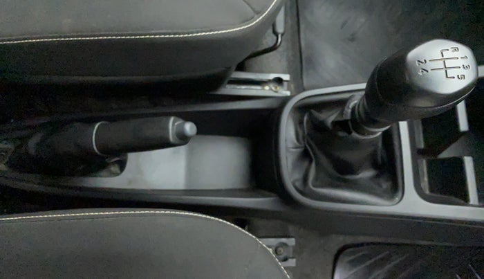 2020 Renault Kwid RXL, Petrol, Manual, 8,190 km, Gear Lever