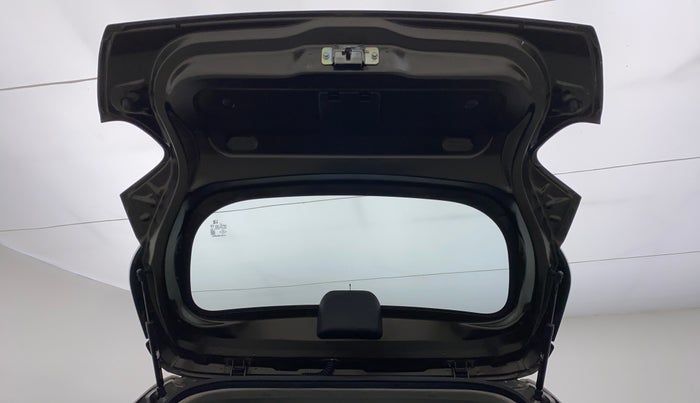 2020 Renault Kwid RXL, Petrol, Manual, 8,190 km, Boot Door Open