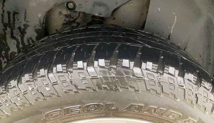 2019 Tata Harrier XZ 2.0L, Diesel, Manual, 75,515 km, Left Rear Tyre Tread