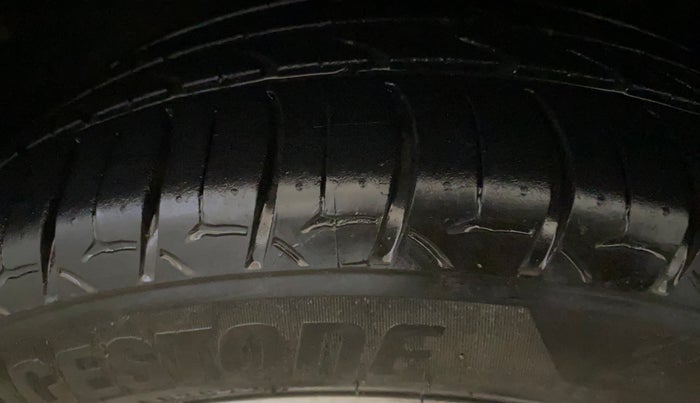 2018 Maruti Baleno ZETA PETROL 1.2, Petrol, Manual, 86,176 km, Left Front Tyre Tread