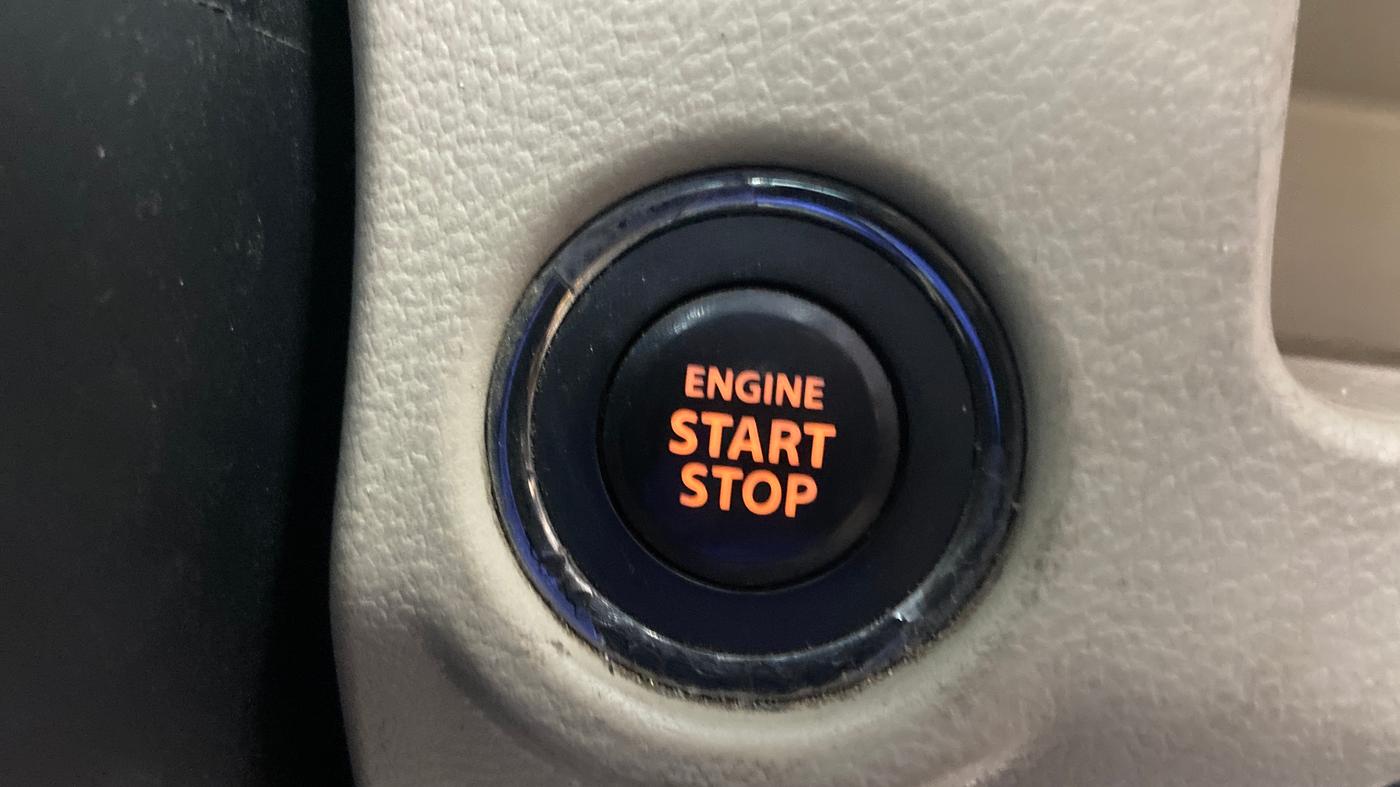 2017 Maruti Ciaz ZDI SHVS, Diesel, Manual, 64,319 km, Keyless Start/ Stop Button