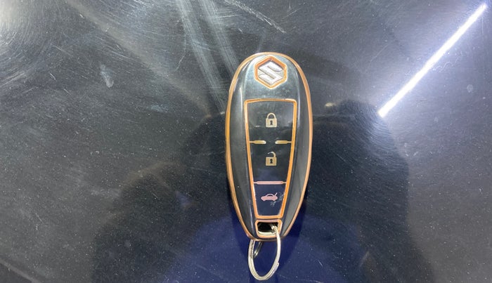 2017 Maruti Ciaz ZDI SHVS, Diesel, Manual, 64,319 km, Key Close Up