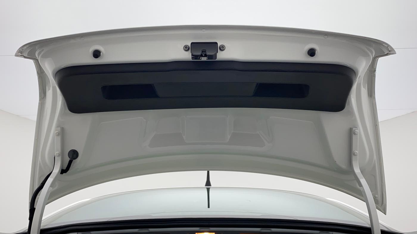 2021 Volkswagen Vento HIGHLINE PLUS 1.0L TSI AT, Petrol, Automatic, 9,771 km, Boot Door Open