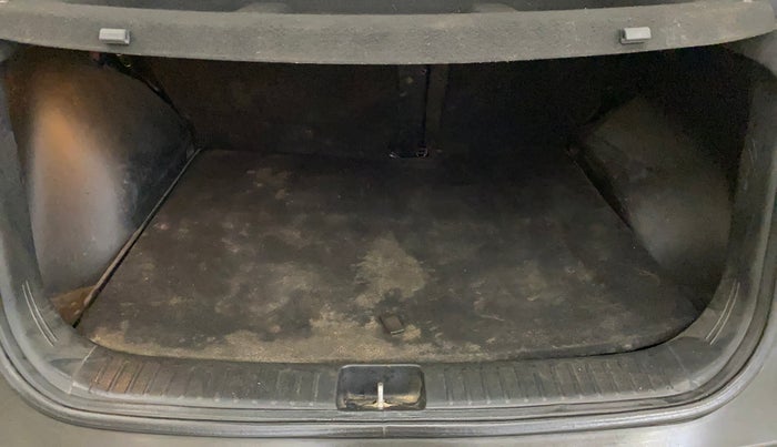 2022 Hyundai Creta SX 1.5 PETROL, Petrol, Manual, 85,624 km, Boot Inside