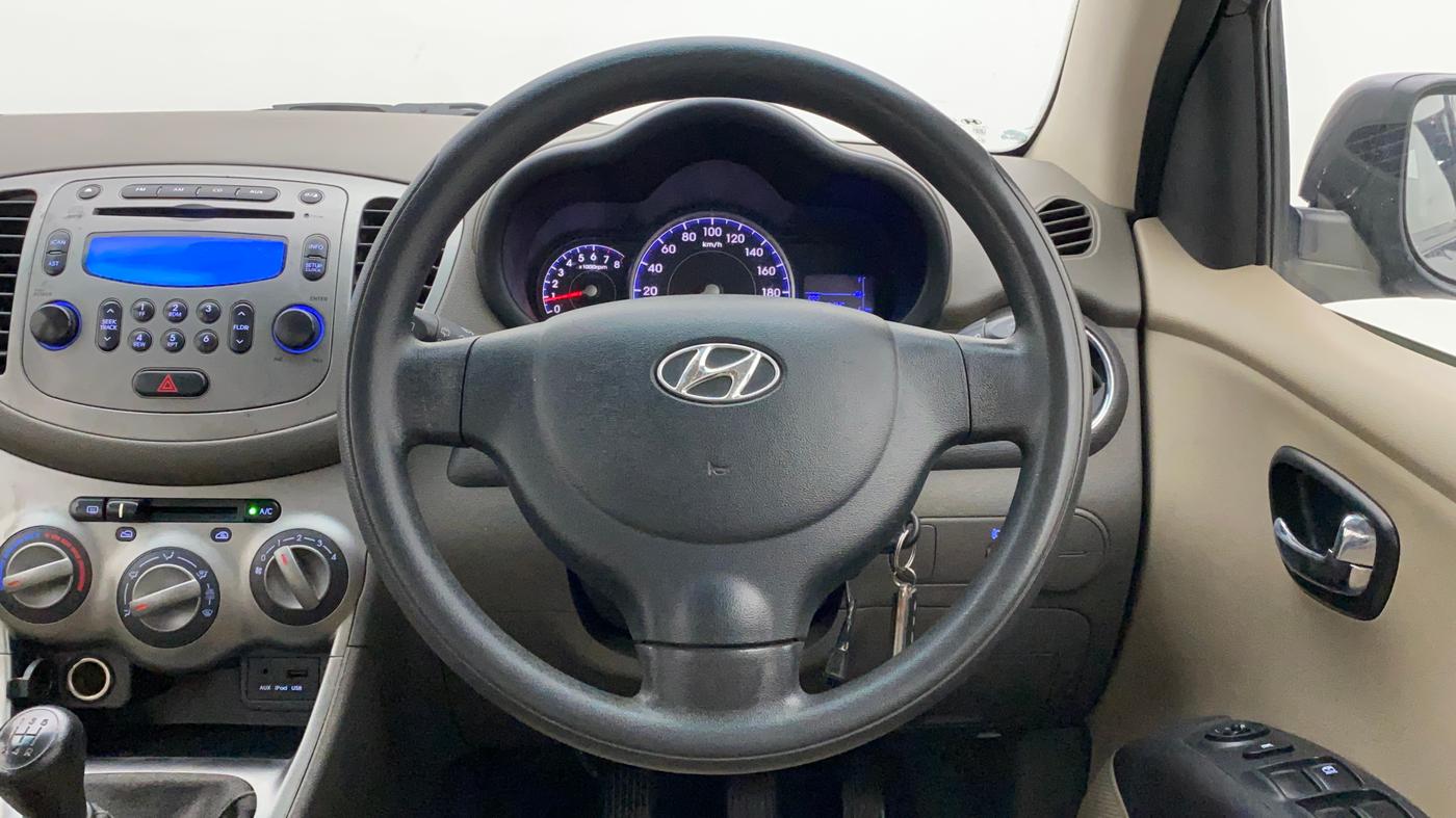 2011 Hyundai i10 SPORTZ 1.2, Petrol, Manual, 74,850 km, Steering Wheel Close Up