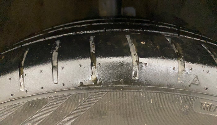 2023 Maruti Baleno ZETA 1.2 AGS, Petrol, Automatic, 70,439 km, Right Front Tyre Tread