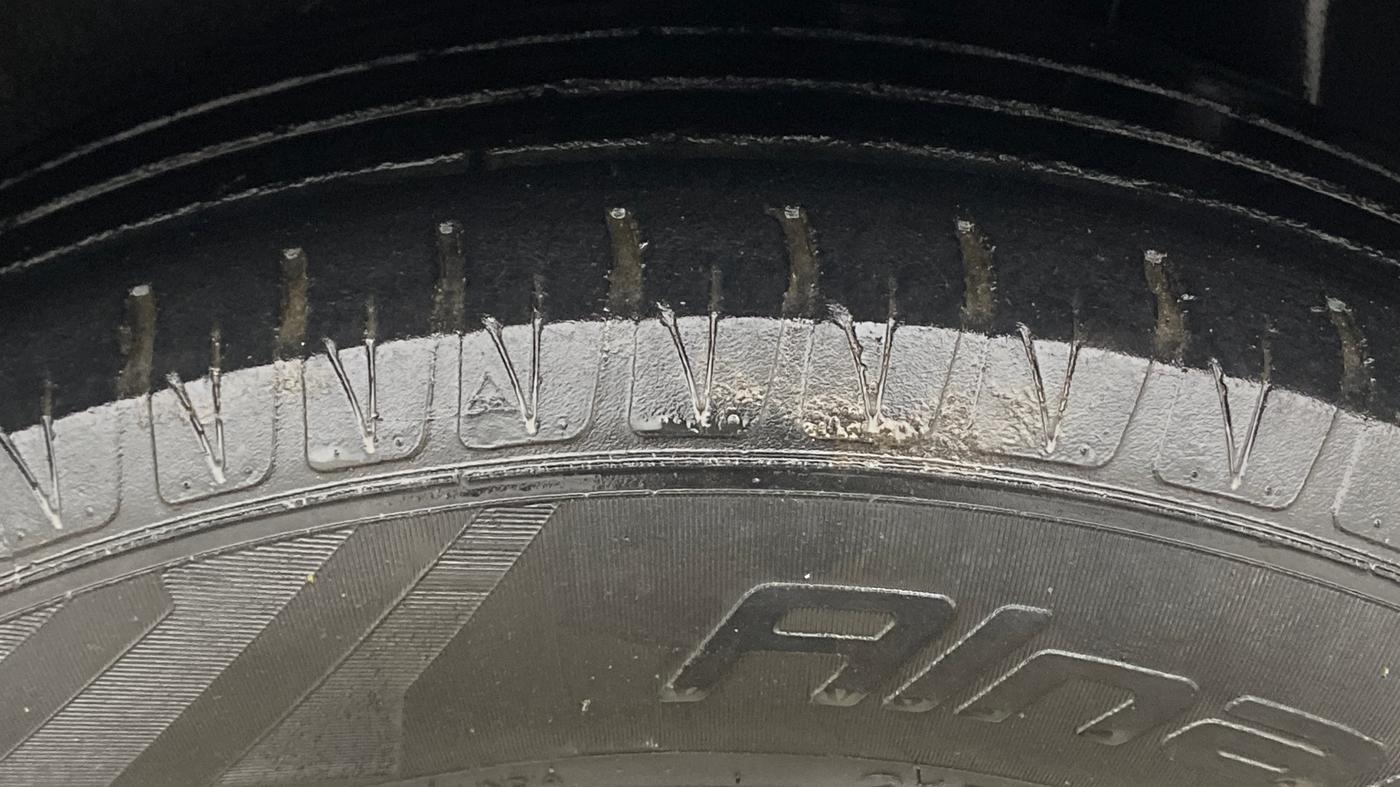 2021 KIA SONET HTK PLUS 1.2, Petrol, Manual, 72,196 km, Left Rear Tyre Tread