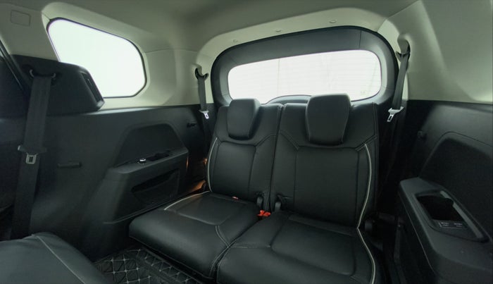 2021 Tata Safari XTA + 2.0 KRYOTEC, Diesel, Automatic, 10,659 km, Third Seat Row ( optional )