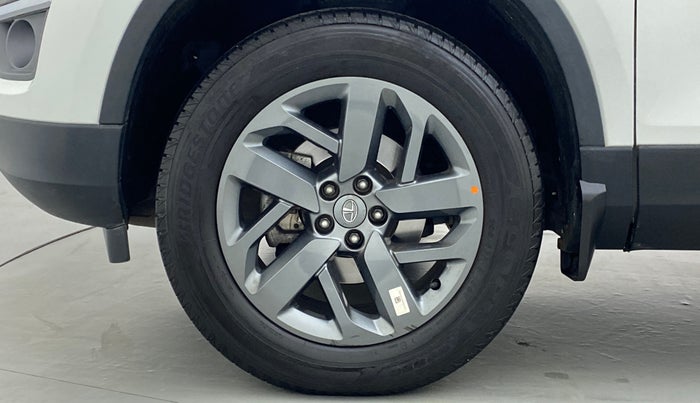 2021 Tata Safari XTA + 2.0 KRYOTEC, Diesel, Automatic, 10,659 km, Left Front Wheel
