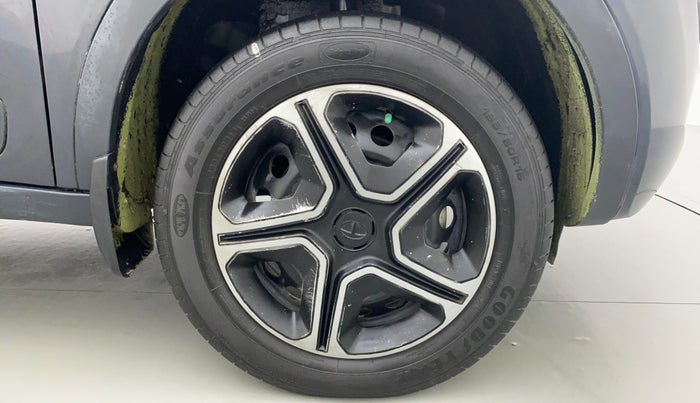 2019 Tata NEXON XM 1.2, Petrol, Manual, 35,931 km, Right Front Wheel