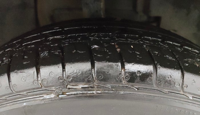 2021 Tata NEXON XMA SUNROOF PETROL, Petrol, Automatic, 43,003 km, Right Front Tyre Tread