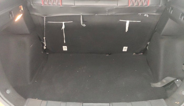 2021 Tata NEXON XMA SUNROOF PETROL, Petrol, Automatic, 43,003 km, Boot Inside