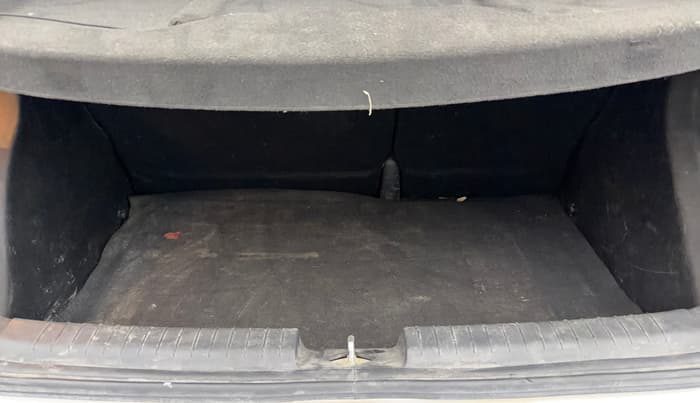 2016 Hyundai Elite i20 ASTA 1.2 (O), Petrol, Manual, 92,922 km, Boot Inside