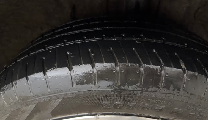 2016 Hyundai Elite i20 ASTA 1.2 (O), Petrol, Manual, 92,922 km, Left Rear Tyre Tread