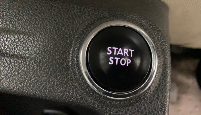2017 Renault Captur RXT DIESEL, Diesel, Manual, 67,726 km, Keyless Start/ Stop Button