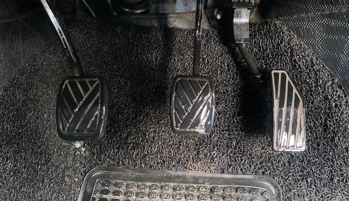2020 Maruti Swift VXI, Petrol, Manual, 83,217 km, Pedals
