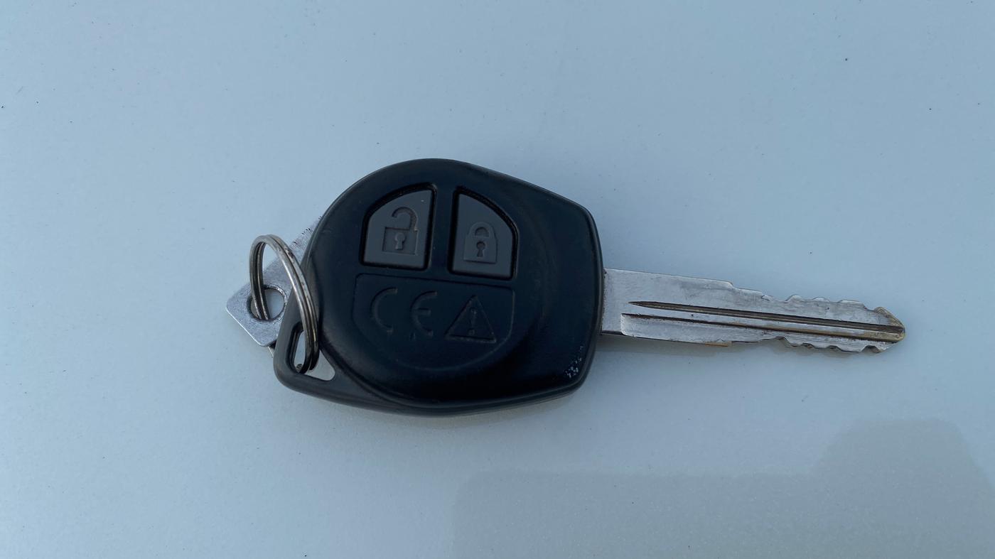 2020 Maruti Swift VXI, Petrol, Manual, 83,217 km, Key Close Up