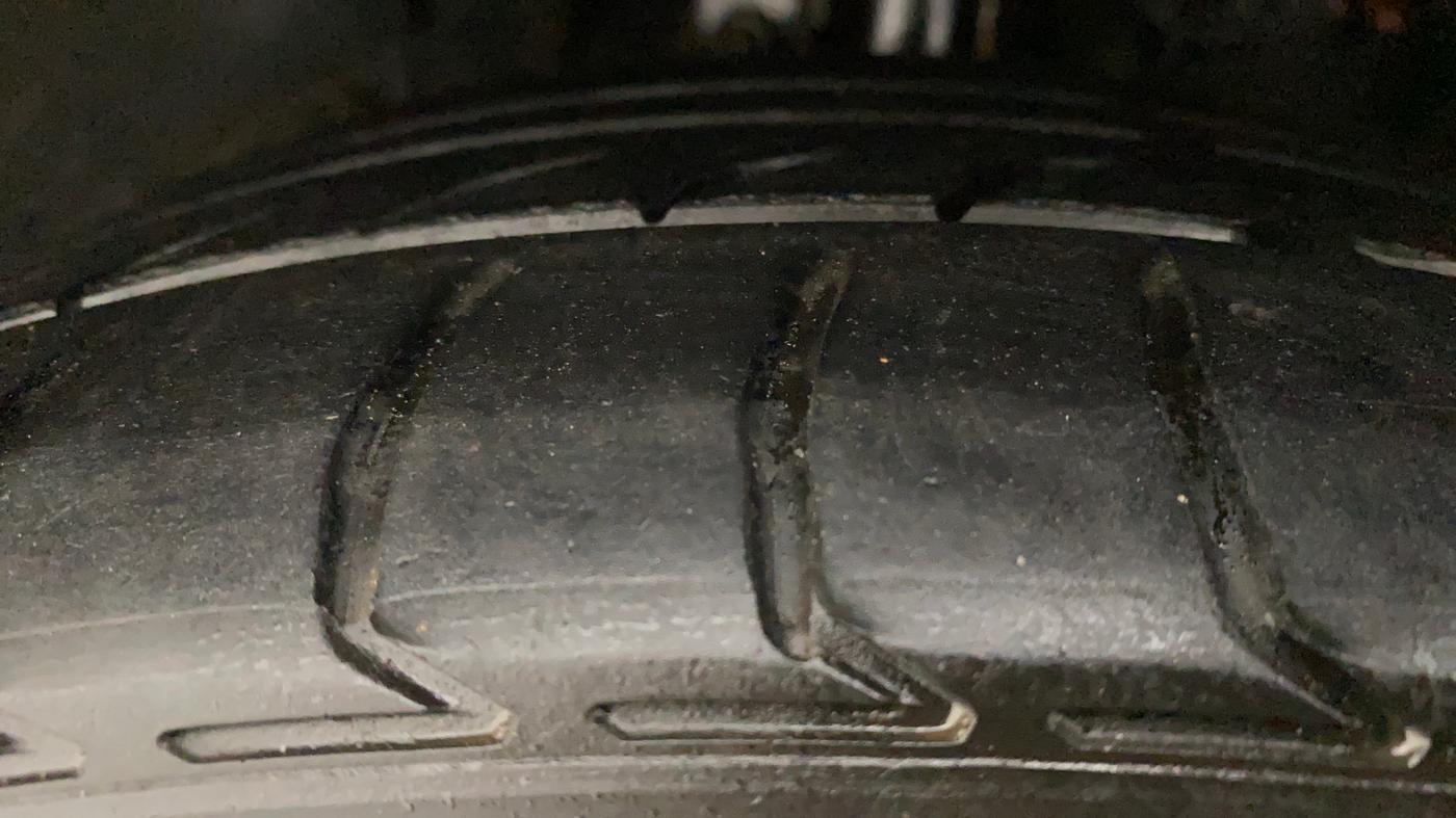 2016 Maruti Baleno DELTA CVT PETROL 1.2, Petrol, Automatic, 69,182 km, Left Front Tyre Tread