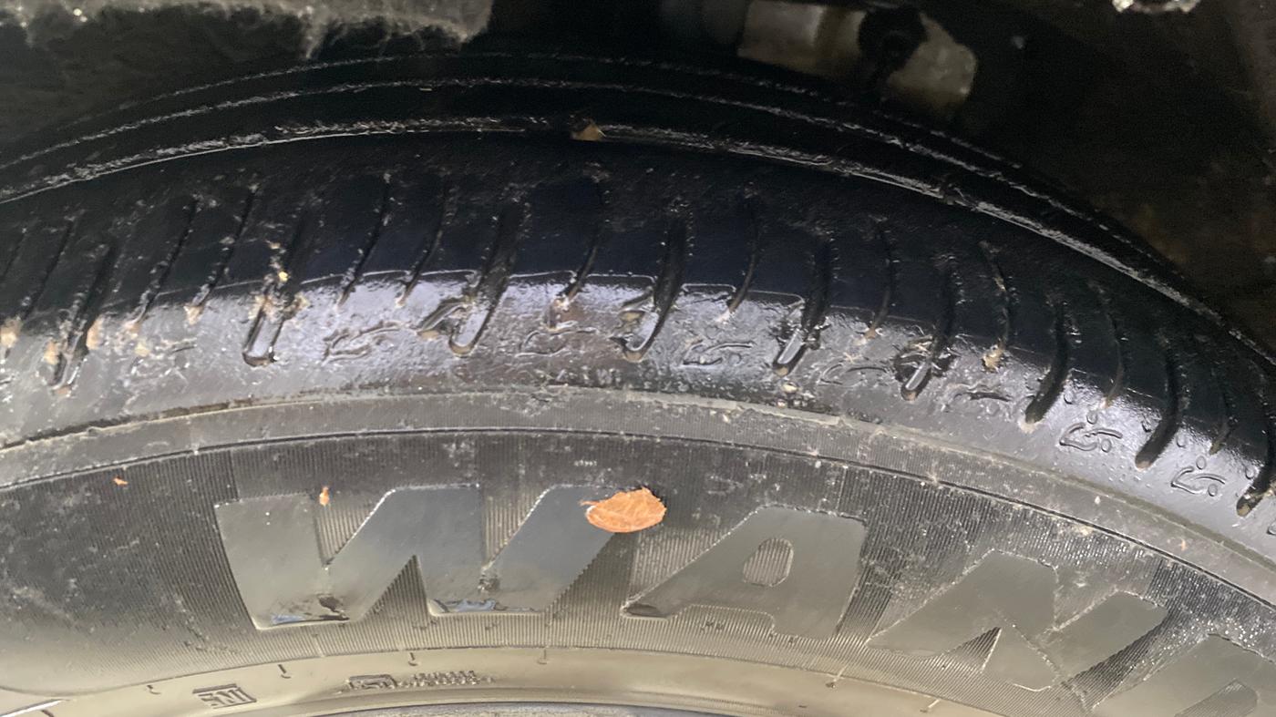 2022 Mahindra XUV700 AX 7 D MT 7 STR, Diesel, Manual, 71,632 km, Left Front Tyre Tread
