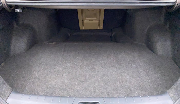 2012 Honda Accord 2.4 MT, Petrol, Manual, 50,447 km, Boot Inside