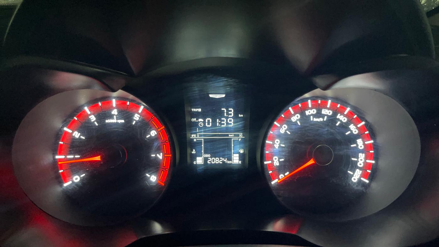 2022 Mahindra XUV300 W6 1.2 PETROL, Petrol, Manual, 20,824 km, Odometer Image